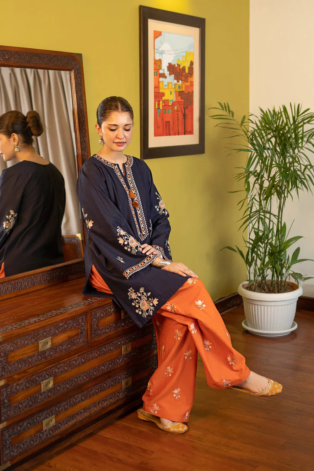 Hoor 2 Pc Stitched